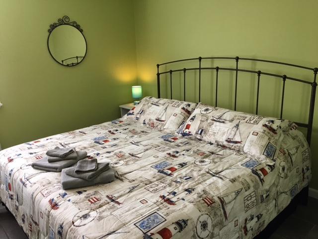 Inn Ahoy