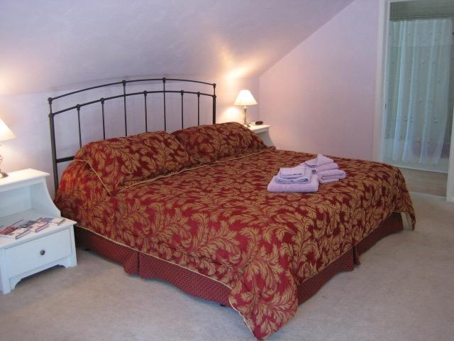 Inn Ahoy